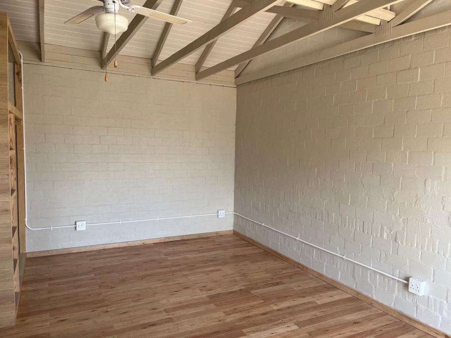 1 Bedroom Property for Sale in Country Club Western Cape